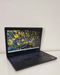 Dell Latitude 5590 Touchscreen Në Gjendje Perfekte Estetike