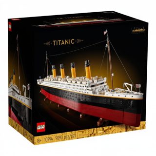 LEGO Icons Titanic