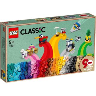 LEGO Classic 90 Years of Play Bricks